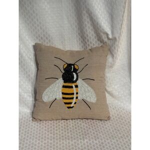 Pier 1 Beaded Bee Throw Pillow 15x15 Beige Gold Black Preloved Excellent